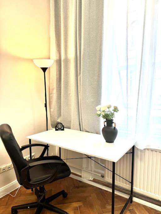 L3 City Centre Stylish Flat Ac Budapeste Exterior foto
